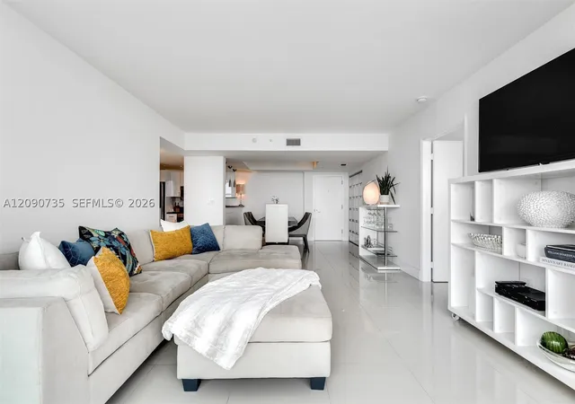 Photo 3 of Condo for sale at 650 West Ave #2710, Miami Beach, FL 33139 | MLS# A12090735 | Listing updated on 2026-09-17