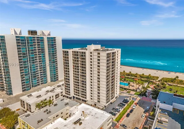 Photo 1 of Condo for sale at 2625 Collins Ave #1109, Miami Beach, FL 33140 | MLS# A12091017 | Listing updated on 2026-09-18