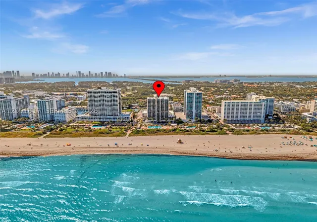Photo 2 of Condo for sale at 2625 Collins Ave #1109, Miami Beach, FL 33140 | MLS# A12091017 | Listing updated on 2026-09-18