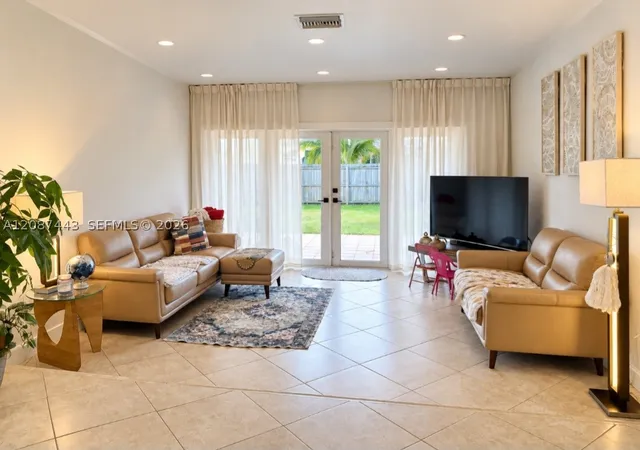 Photo 2 of Single family home for sale at 8284 Sw 205th Terrace, Cutler Bay, FL 33189 | MLS# A12087443 | Listing updated on 2026-09-18