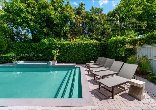 2740 SW 13th Street