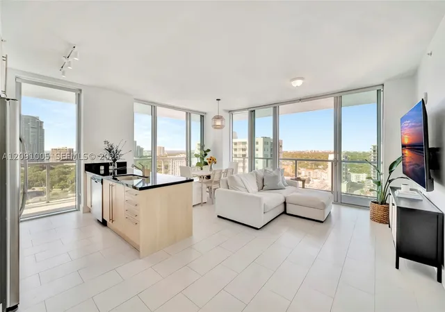 Photo 1 of Condo for sale at 79 Sw 12th Street #2201-S, Miami, FL 33130 | MLS# A12091005 | Listing updated on 2026-09-18
