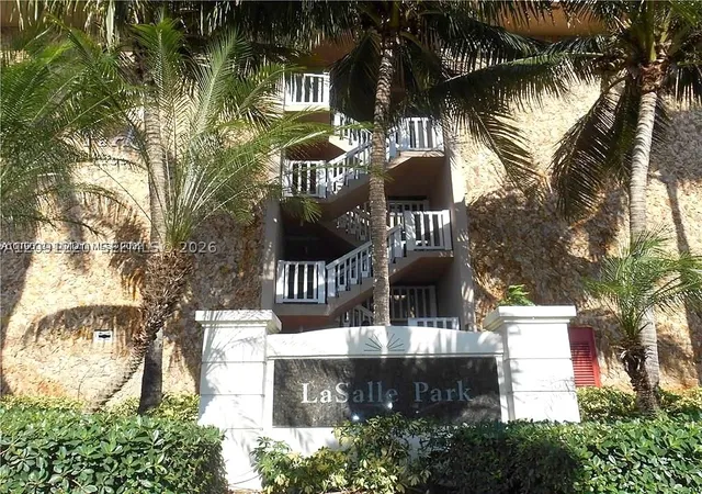 Photo 3 of Condo for sale at 1700 Nw 58th Terrace #2M, Sunrise, FL 33313 | MLS# A12091220 | Listing updated on 2026-09-18