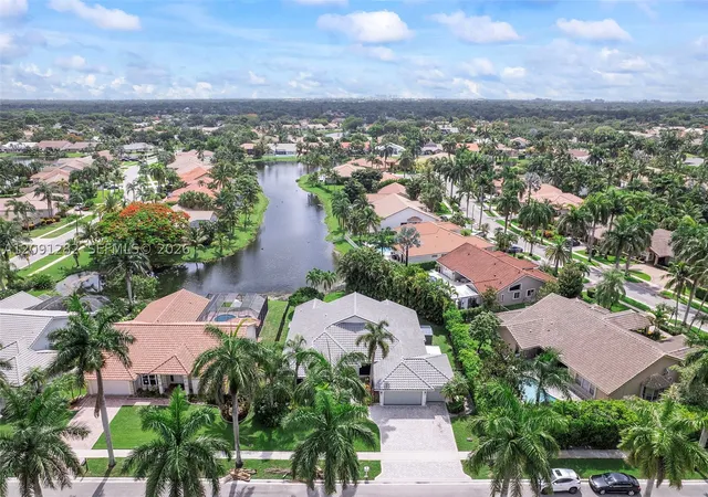 Photo 2 of Single family home for sale at 550 Nw 110th Avenue, Plantation, FL 33324 | MLS# A12091282 | Listing updated on 2026-10-05