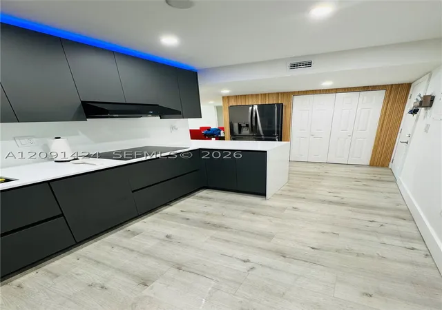 1555 W 44th Place #214D
