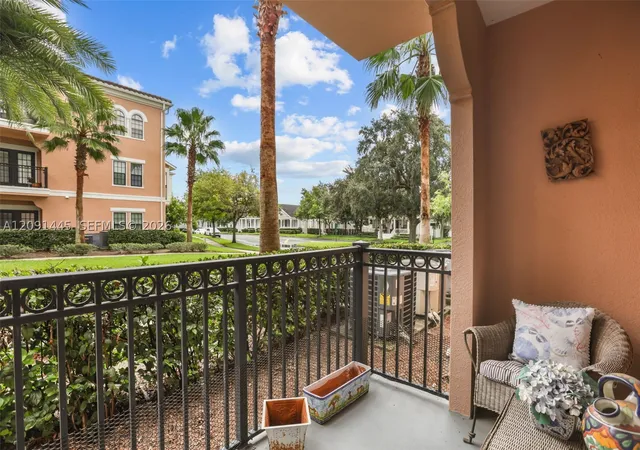 Photo 3 of Condo for sale at 211 Longview Ave #101, Kissimmee, FL 34747 | MLS# A12091445 | Listing updated on 2026-09-23