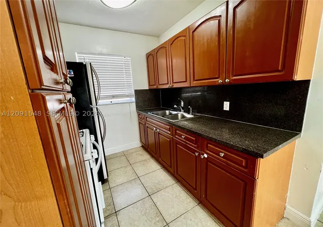 Photo 3 of Condo for sale at 2072 Ne 169th Street #8, North Miami Beach, FL 33162 | MLS# A12091548 | Listing updated on 2026-09-18