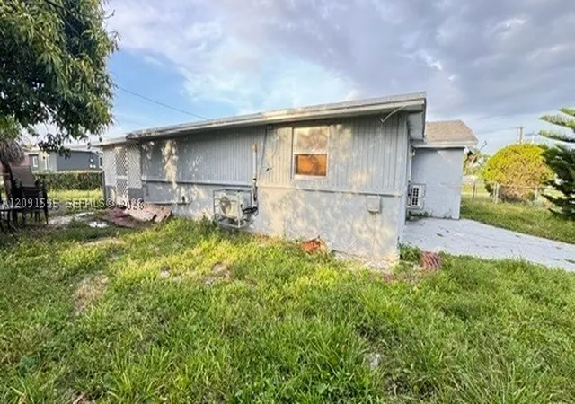 Photo 2 of Single family home for sale at 20500 Nw 28th Avenue, Miami Gardens, FL 33056 | MLS# A12091595 | Listing updated on 2026-10-02