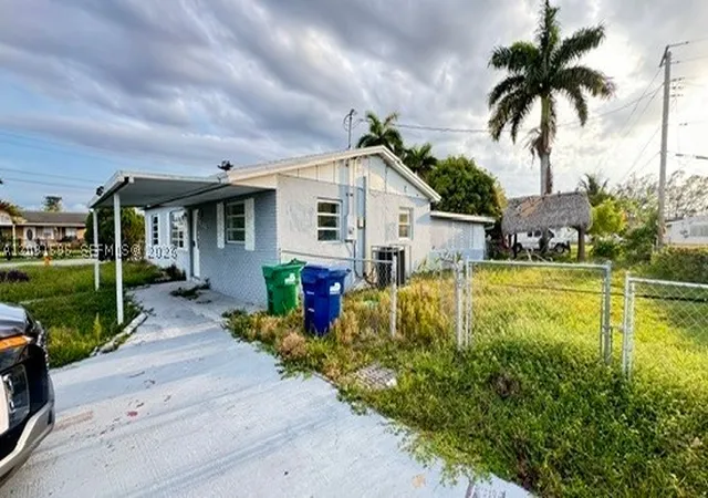 Photo 3 of Single family home for sale at 20500 Nw 28th Avenue, Miami Gardens, FL 33056 | MLS# A12091595 | Listing updated on 2026-10-02