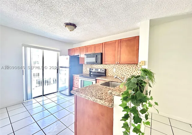 Photo 3 of Condo for sale at 2575 Sw 27th Avenue #509, Miami, FL 33133 | MLS# A12090845 | Listing updated on 2026-09-18