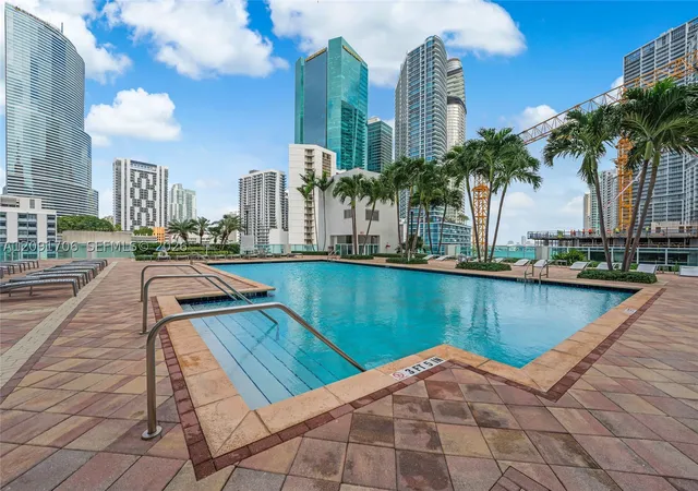 Photo 2 of Condo for sale at 31 Se 5th Street #409, Miami, FL 33131 | MLS# A12091706 | Listing updated on 2026-09-18