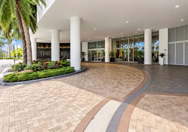 Photo 2 of Condo for sale at 90 Sw 3rd Street #1403, Miami, FL 33130 | MLS# A12084632 | Listing updated on 2026-09-19