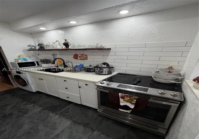 Photo 3 of Condo for sale at 3570 Sw 9th Terrace #9B, Miami, FL 33135 | MLS# A12086456 | Listing updated on 2026-09-18