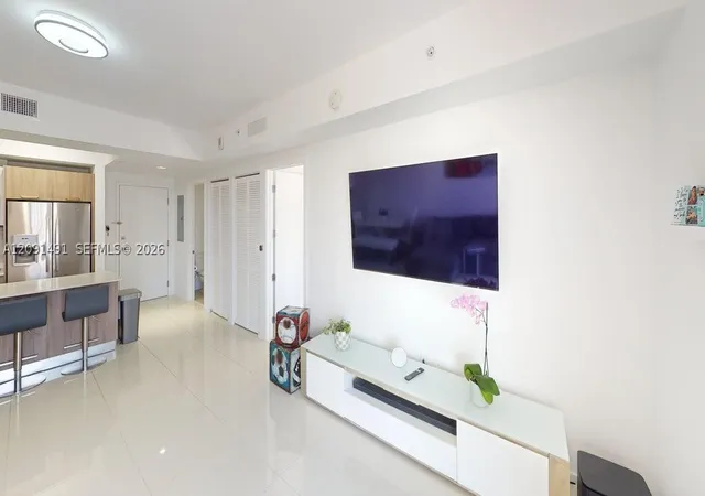 Photo 2 of Sale Pending at 5300 Paseo Blvd #1607, Doral, FL 33166 | MLS# A12091491 | Listing updated on 2026-10-07