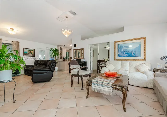 Photo 3 of Single family home for sale at 7609 Sunflower Dr, Margate, FL 33063 | MLS# A12091818 | Listing updated on 2026-09-29