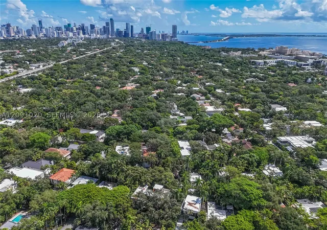 Photo 54 of Single family home for sale at 2803 Crystal Ct, Miami, FL 33133 | MLS# A12091020 | Listing updated on 2026-10-06