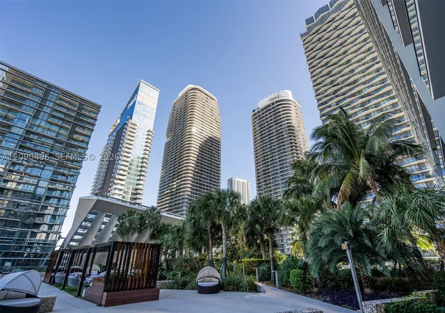 Photo 3 of Condo for sale at 88 Sw 7th Street #1901, Miami, FL 33130 | MLS# A12090496 | Listing updated on 2026-09-18