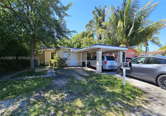 Photo 2 of Single family home for sale at 2114 Nw 5th Street, Pompano Beach, FL 33069 | MLS# A12088876 | Listing updated on 2026-10-04