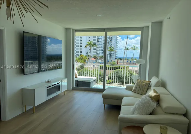 Photo 3 of Condo for sale at 3020 Ne 32nd Avenue #721, Fort Lauderdale, FL 33308 | MLS# A12091578 | Listing updated on 2026-10-07