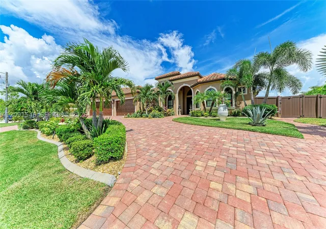 Photo 3 of Single family home for sale at 16488 Liggett Cir, Port Charlotte, FL 33981 | MLS# A12091546 | Listing updated on 2026-10-07