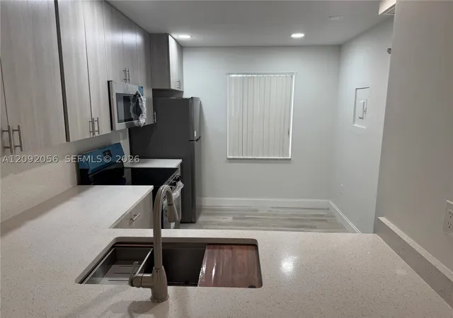 Photo 3 of Condo for sale at 3940 Inverrary Blvd #106-A, Lauderhill, FL 33319 | MLS# A12092056 | Listing updated on 2026-09-19