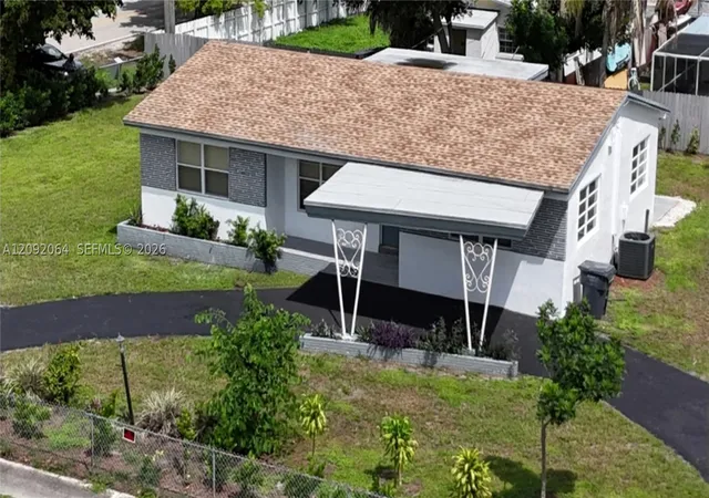 Photo 1 of Single family home for sale at 831 N 72nd Way, Hollywood, FL 33024 | MLS# A12092064 | Listing updated on 2026-09-21
