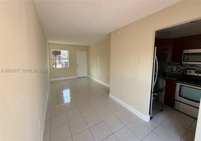 Listing Photo 3 - Condo for sale in building located at 5461 W 24Th Ave, Hialeah, FL 33016 - Unit #18