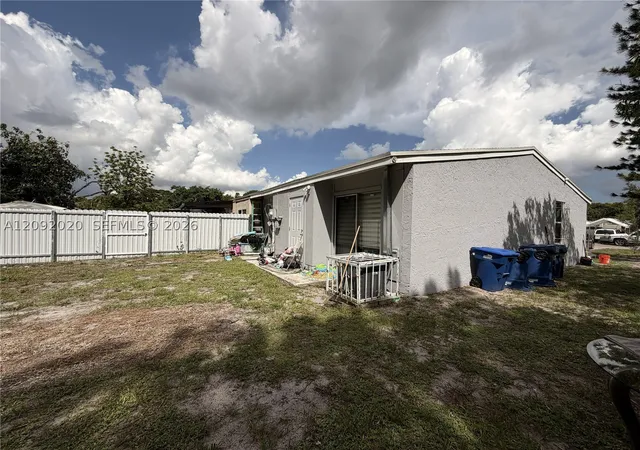 Photo 3 of Townhouse for sale at 3814 Nw 213th Street, Miami Gardens, FL 33055 | MLS# A12092020 | Listing updated on 2026-10-02
