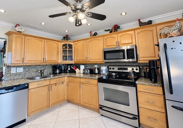 Photo 3 of Condo for sale at 1000 NE 14th Avenue #703, Hallandale Beach, FL 33009 | MLS# A12092182 | Listing updated on 2026-09-23