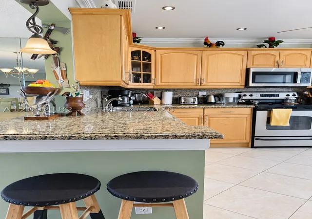 Photo 4 of Condo for sale at 1000 NE 14th Avenue #703, Hallandale Beach, FL 33009 | MLS# A12092182 | Listing updated on 2026-09-23