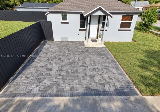 Photo 18 of Single family home for sale at 10805 NW 10th Avenue, Miami, FL 33168 | MLS# A12089323 | Listing updated on 2026-10-01