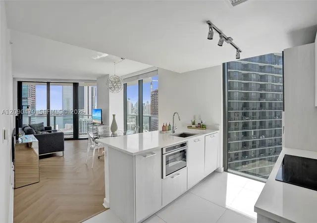 Photo 2 of Condo for sale at 501 Ne 31st Street #2808, Miami, FL 33137 | MLS# A12090470 | Listing updated on 2026-09-30