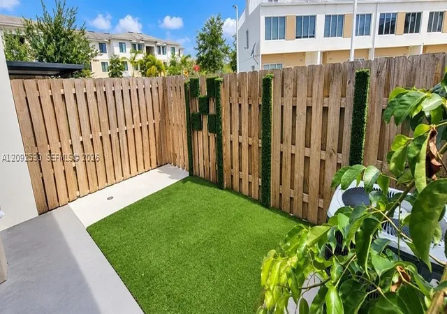 Photo 17 of Single family home for sale at 14004 SW 259th Way, Homestead, FL 33032 | MLS# A12092530 | Listing updated on 2026-10-02