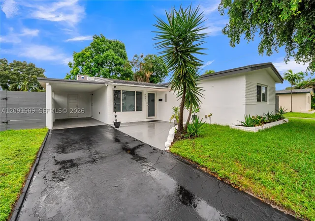 Photo 3 of Single family home for sale at 6551 Scott St, Hollywood, FL 33024 | MLS# A12091509 | Listing updated on 2026-09-22