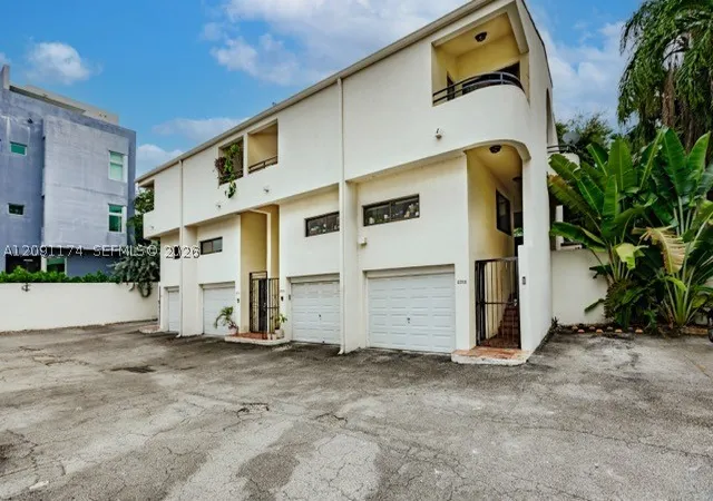 Photo 14 of Townhouse for sale at 2956 Bird Ave #6, Miami, FL 33133 | MLS# A12091174 | Listing updated on 2026-09-21