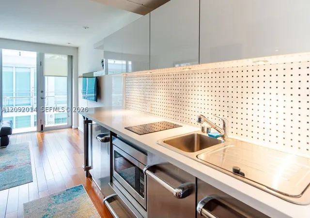 Photo 3 of Condo for sale at 1601 West Ave #209, Miami Beach, FL 33139 | MLS# A12092014 | Listing updated on 2026-09-21