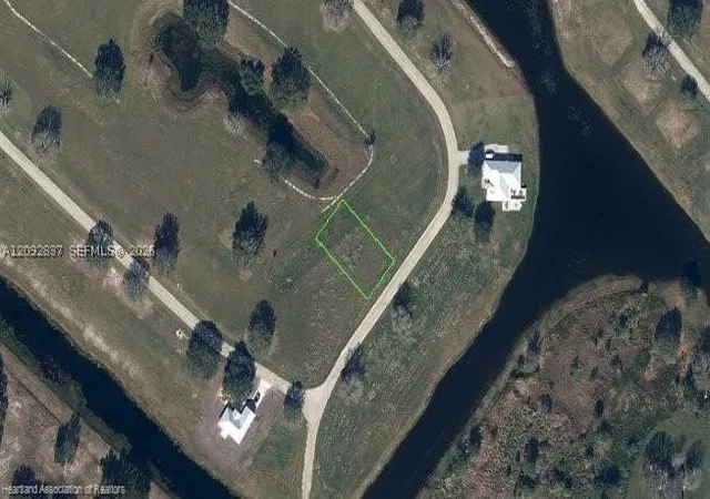 Land for sale at 1513 Blue Heron Dr, Sebring, FL 33876 | MLS# A12092837