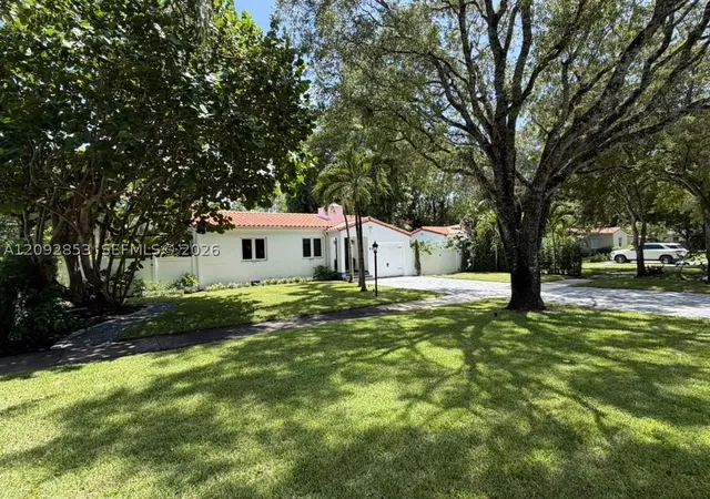 Photo 2 of Single family home for sale at 62 Nw 105th Street, Miami Shores, FL 33150 | MLS# A12092853 | Listing updated on 2026-09-24