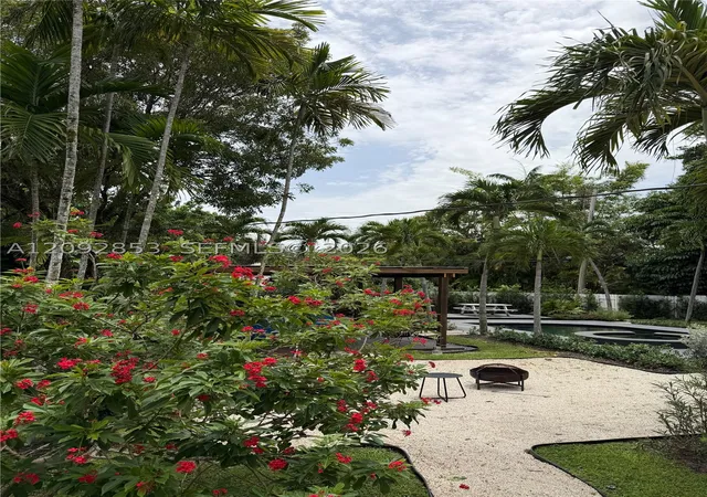 Photo 3 of Single family home for sale at 62 Nw 105th Street, Miami Shores, FL 33150 | MLS# A12092853 | Listing updated on 2026-09-24