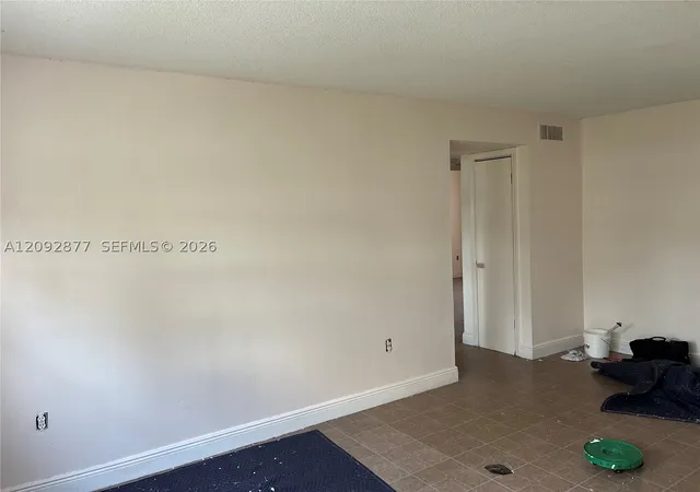 Photo 4 of Condo for sale at 5325 Curry Frd Rd #A101, Orlando, FL 32812 | MLS# A12092877 | Listing updated on 2026-09-23