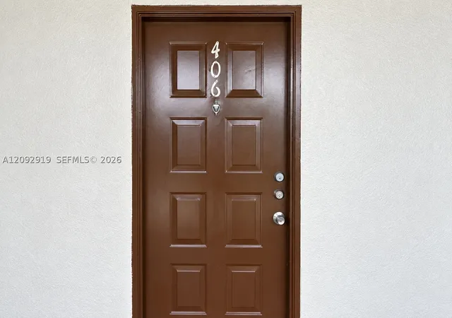 Photo 3 of Condo for sale at 1500 Sw 131st Way #406N, Pembroke Pines, FL 33027 | MLS# A12092919 | Listing updated on 2026-09-21