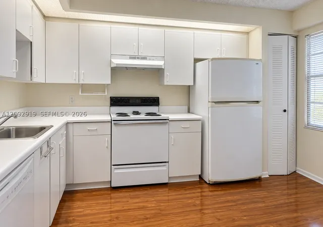 Photo 4 of Condo for sale at 1500 SW 131st Way #406N, Pembroke Pines, FL 33027 | MLS# A12092919 | Listing updated on 2026-09-21