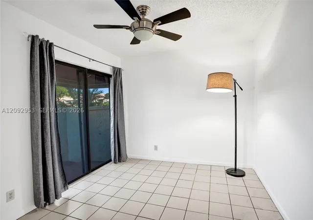 Photo 4 of Townhouse for sale at 105 Liberty Ct, Deerfield Beach, FL 33442 | MLS# A12092953 | Listing updated on 2026-09-22