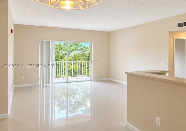 Photo 2 of Condo for sale at 6976 SW 39th Street #G205, Davie, FL 33314 | MLS# A12085288 | Listing updated on 2026-09-22