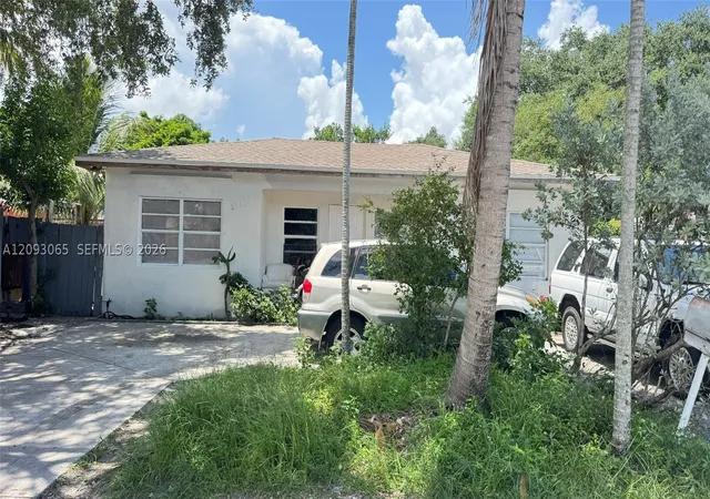 Single family home for sale at 551 NE 159th Street, Miami, FL 33162 | MLS# A12093065