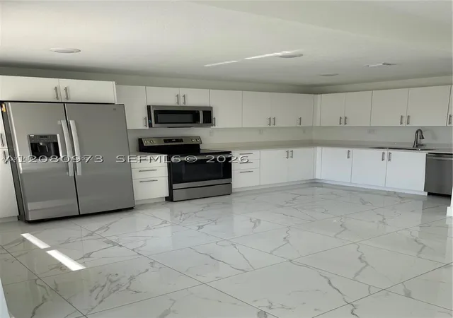 Photo 3 of Townhouse for sale at 25850 Sw 144th Avenue, Homestead, FL 33032 | MLS# A12080973 | Listing updated on 2026-09-22
