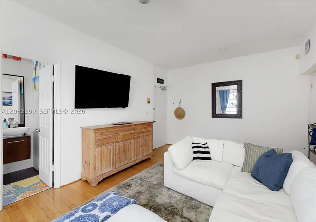 Photo 4 of Condo for sale at 1005 Meridian Ave #8, Miami Beach, FL 33139 | MLS# A12092280 | Listing updated on 2026-09-21
