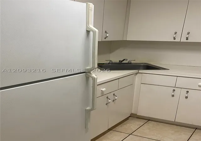 Photo 4 of Condo for sale at 666 W 81st Street #127, Hialeah, FL 33014 | MLS# A12093216 | Listing updated on 2026-09-22