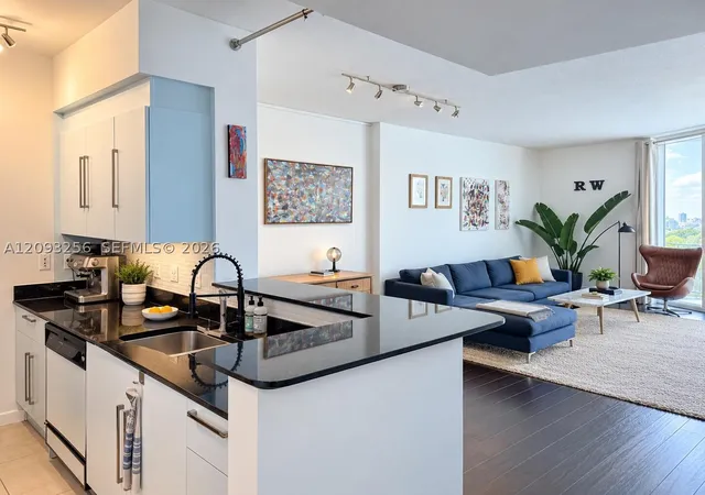 Photo 3 of Condo for sale at 325 S Biscayne Blvd #1424, Miami, FL 33131 | MLS# A12093256 | Listing updated on 2026-09-24