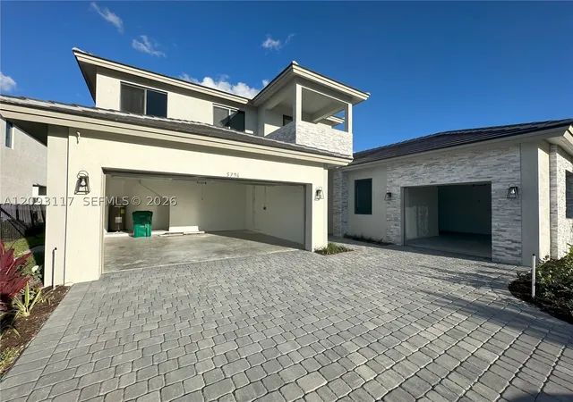 Photo 4 of Single family home for sale at 5796 SW 104th Terrace, Cooper City, FL 33328 | MLS# A12093117 | Listing updated on 2026-09-22